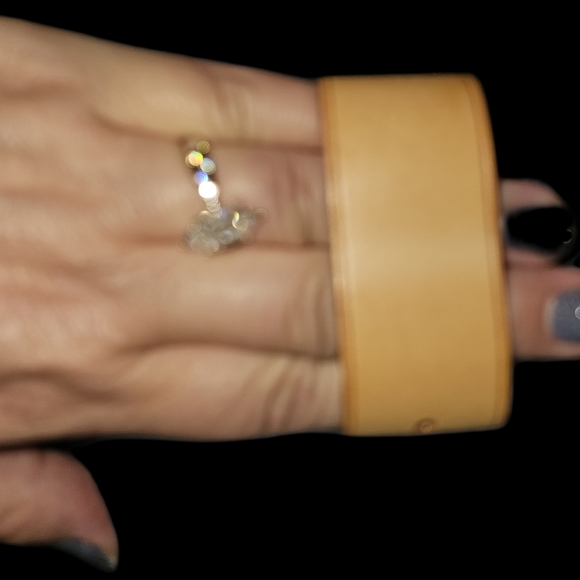 Louis Vuitton luggage accessories - Picture 2 of 3